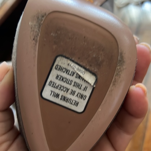 Gorgeous Prada taupe color velvety suede - Picture 7 of 9